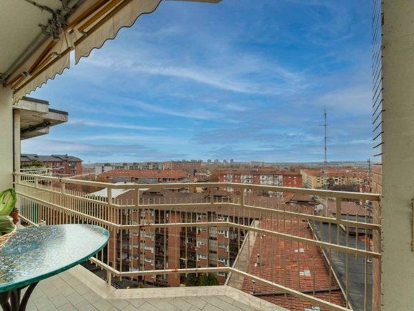 appartamento in vendita a Torino in zona Mirafiori Nord