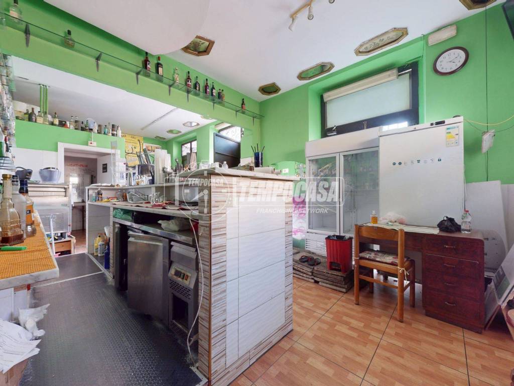 negozio in vendita a Torino in zona Vanchiglia