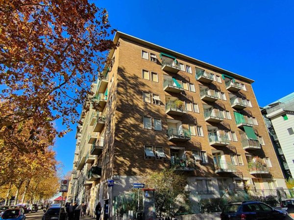 appartamento in vendita a Torino in zona San Salvario