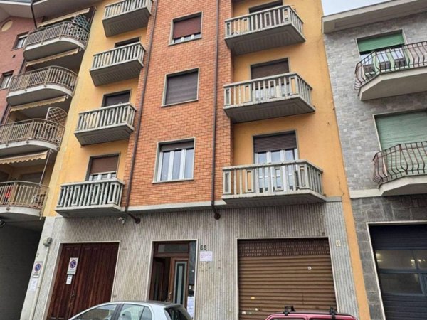 appartamento in vendita a Torino in zona Parella