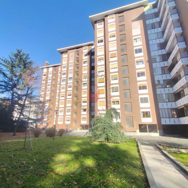 appartamento in vendita a Torino in zona Mirafiori Nord