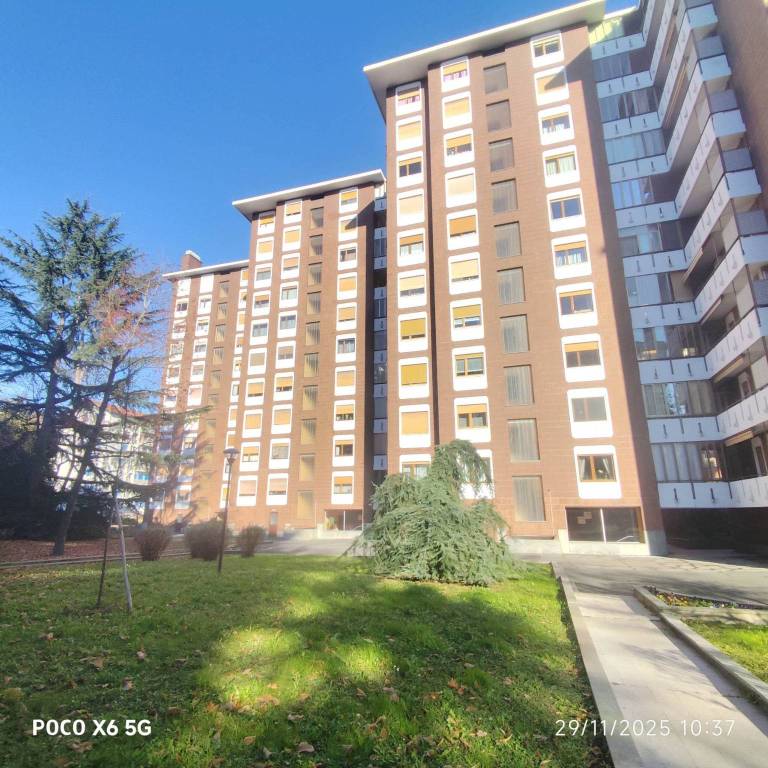 appartamento in vendita a Torino in zona Mirafiori Nord