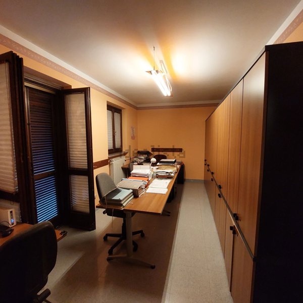 ufficio in vendita a Torino in zona Cavoretto