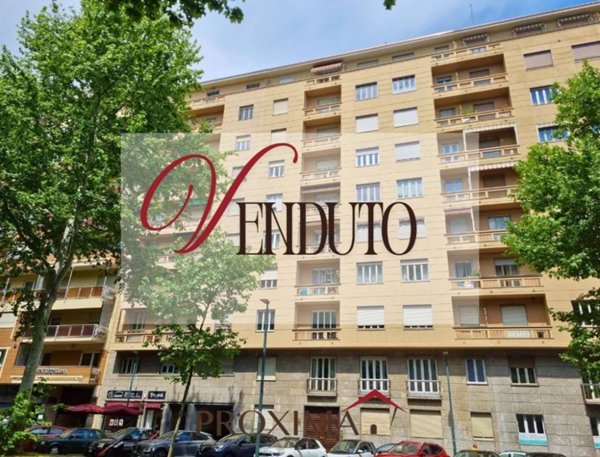 appartamento in vendita a Torino in zona Cit Turin