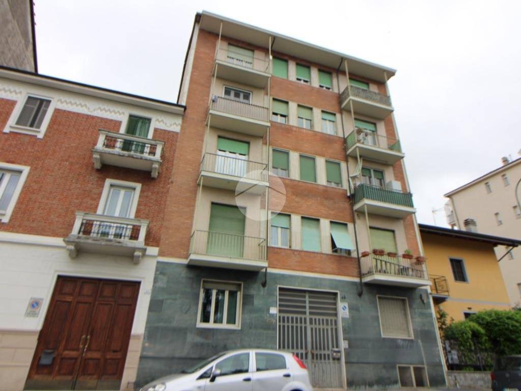 appartamento in vendita a Torino in zona Lingotto