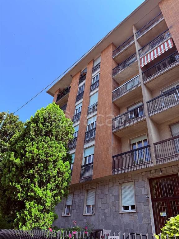 appartamento in vendita a Torino in zona Campidoglio