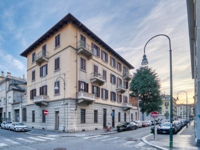 appartamento in vendita a Torino in zona Aurora