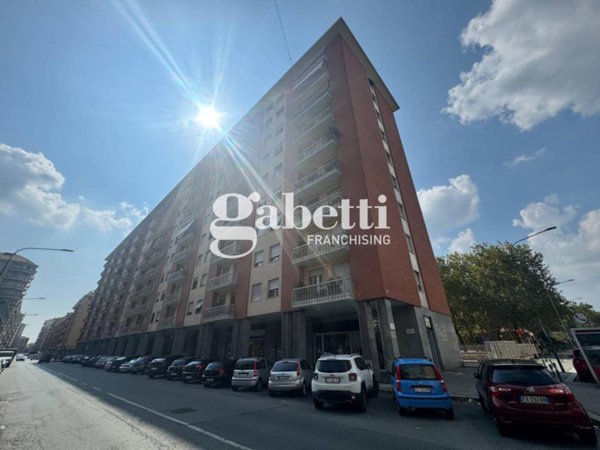 appartamento in vendita a Torino in zona Santa Rita