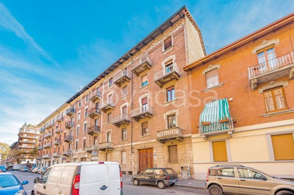 appartamento in vendita a Torino in zona Santa Rita