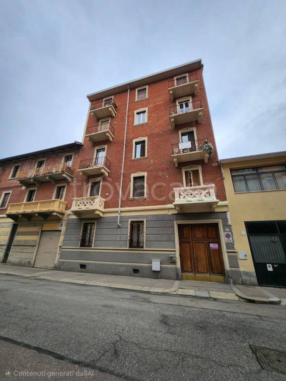 appartamento in vendita a Torino in zona Borgo San Paolo
