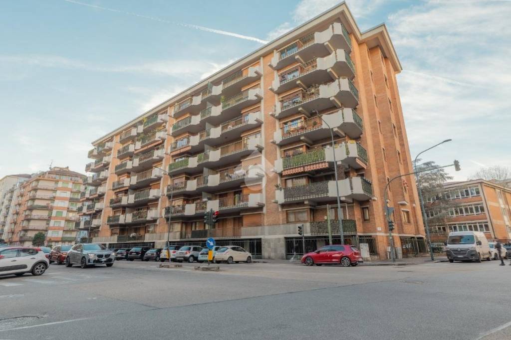 appartamento in vendita a Torino in zona Santa Rita