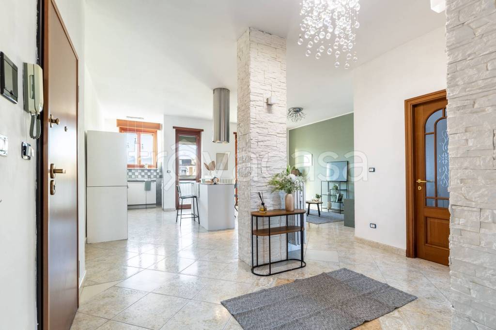 appartamento in vendita a Torino in zona Lucento