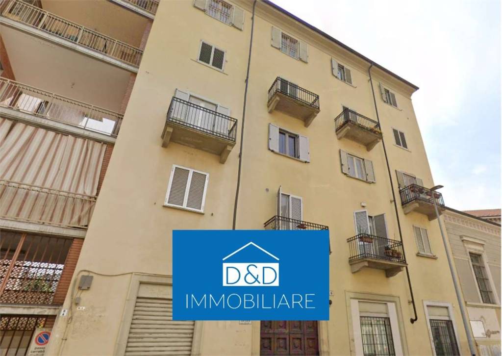 appartamento in vendita a Torino in zona Aurora