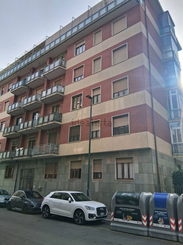 appartamento in vendita a Torino in zona Borgata Vittoria