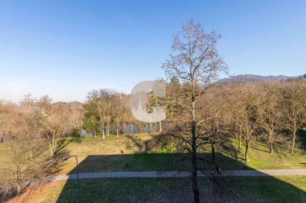 appartamento in vendita a Torino in zona Vanchiglia