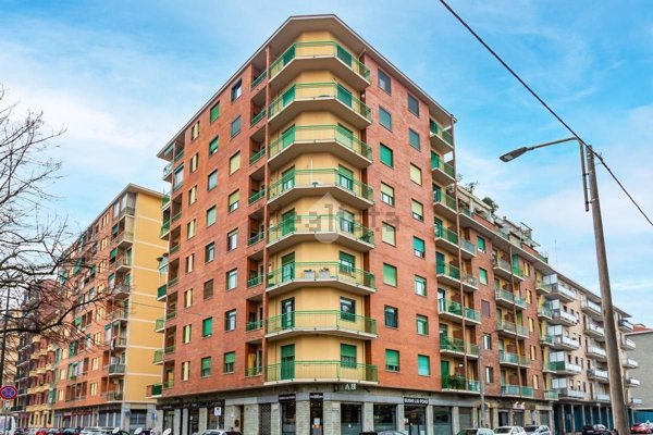 appartamento in vendita a Torino in zona Parella