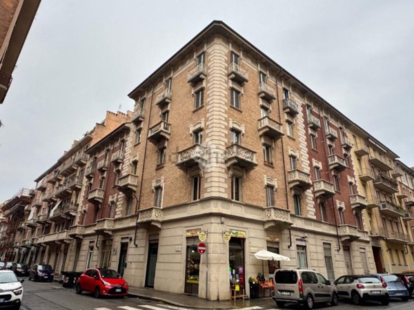 appartamento in vendita a Torino in zona Crocetta