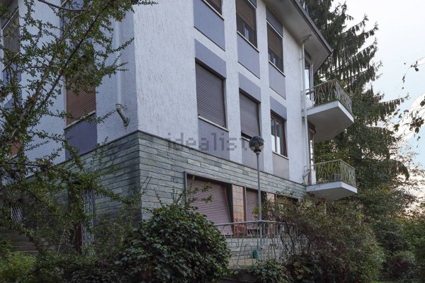 casa indipendente in vendita a Torino in zona Centro Storico