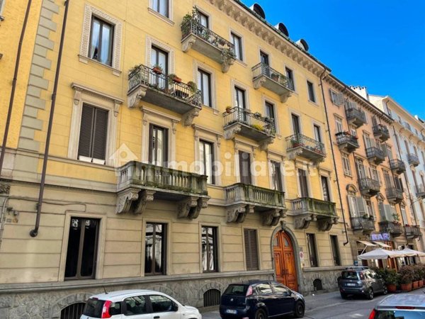 appartamento in vendita a Torino in zona Crocetta
