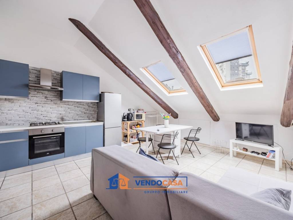 appartamento in vendita a Torino in zona Cenisia