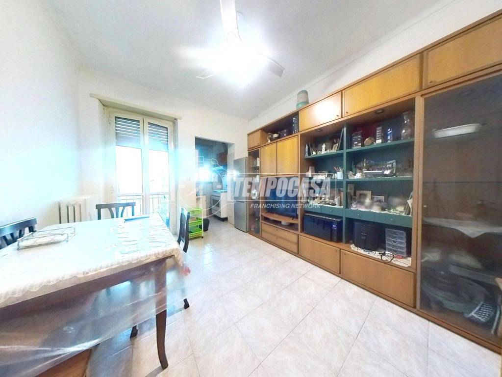 appartamento in vendita a Torino in zona Borgata Vittoria