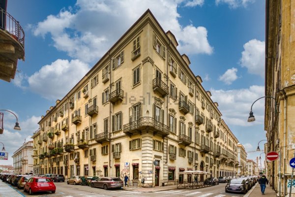 appartamento in vendita a Torino in zona Centro Storico