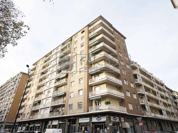 appartamento in vendita a Torino in zona Mirafiori Nord