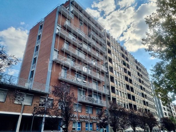 appartamento in vendita a Torino in zona Lingotto