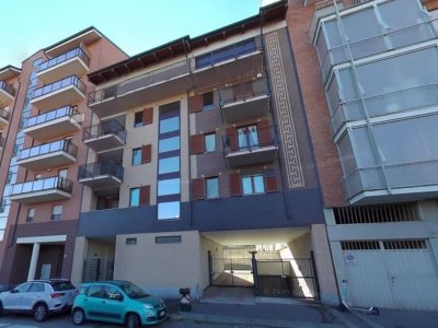 appartamento in vendita a Torino in zona Borgata Vittoria