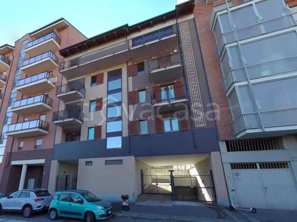 appartamento in vendita a Torino in zona Borgata Vittoria