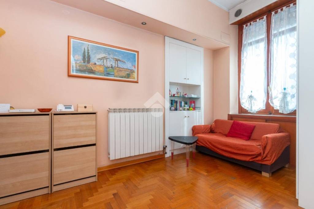 appartamento in vendita a Torino in zona Borgo San Paolo