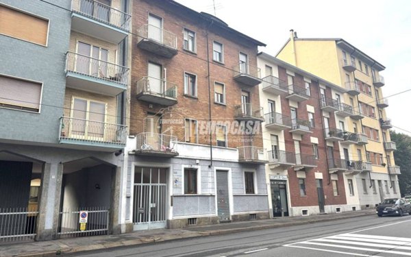 appartamento in vendita a Torino in zona Lingotto
