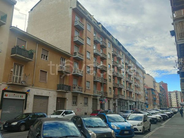 negozio in vendita a Torino in zona Lucento