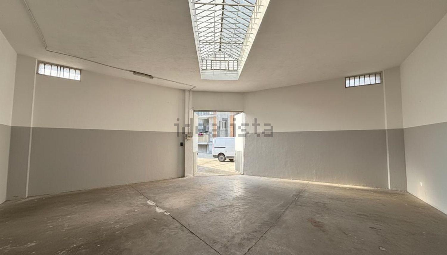 locale di sgombero in vendita a Torino in zona Mirafiori Nord