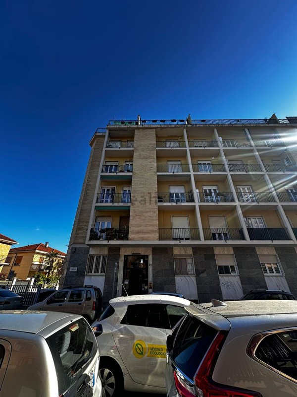 appartamento in vendita a Torino in zona Santa Rita