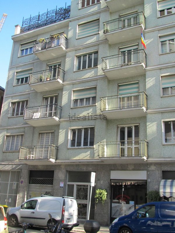 appartamento in vendita a Torino in zona Cit Turin