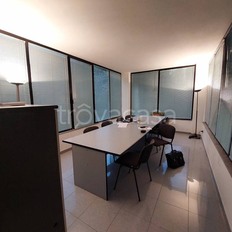 ufficio in vendita a Torino in zona Cavoretto