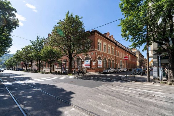 appartamento in vendita a Torino in zona San Salvario
