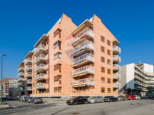 appartamento in vendita a Torino in zona Mirafiori Nord