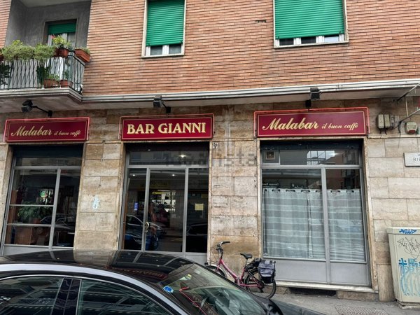 negozio in vendita a Torino in zona Pozzo Strada