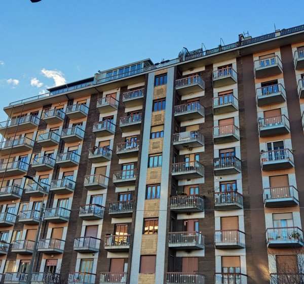 appartamento in vendita a Torino in zona Parella
