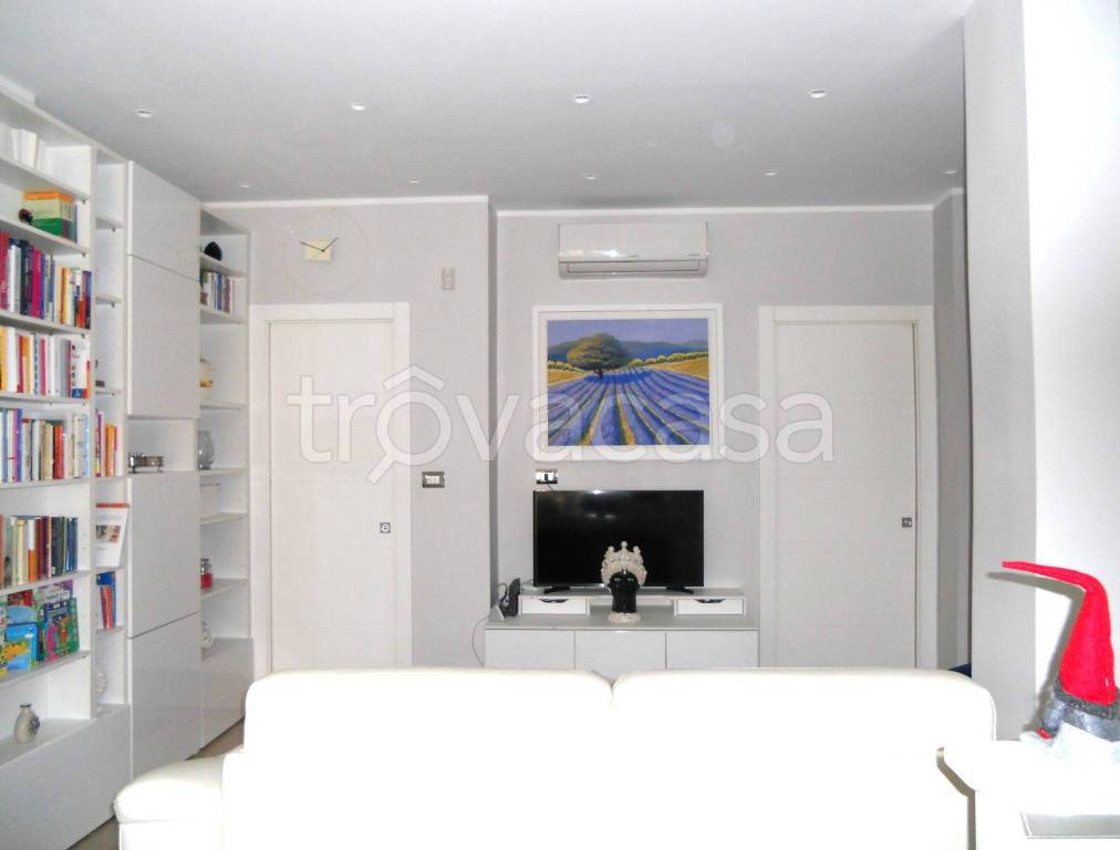 appartamento in vendita a Torino in zona Cit Turin