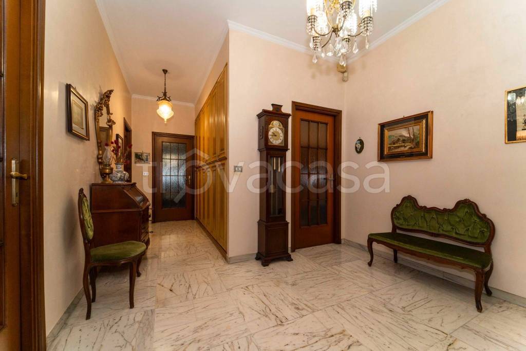 appartamento in vendita a Torino in zona Regio Parco