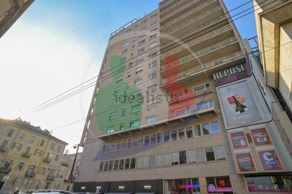 ufficio in vendita a Torino in zona Centro Storico