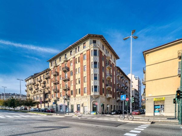 appartamento in vendita a Torino in zona Borgata Vittoria
