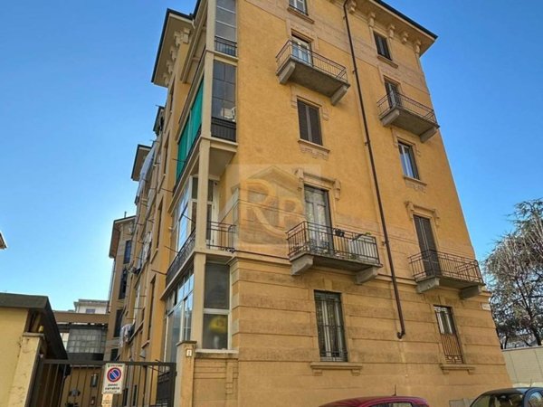 appartamento in vendita a Torino in zona Lingotto