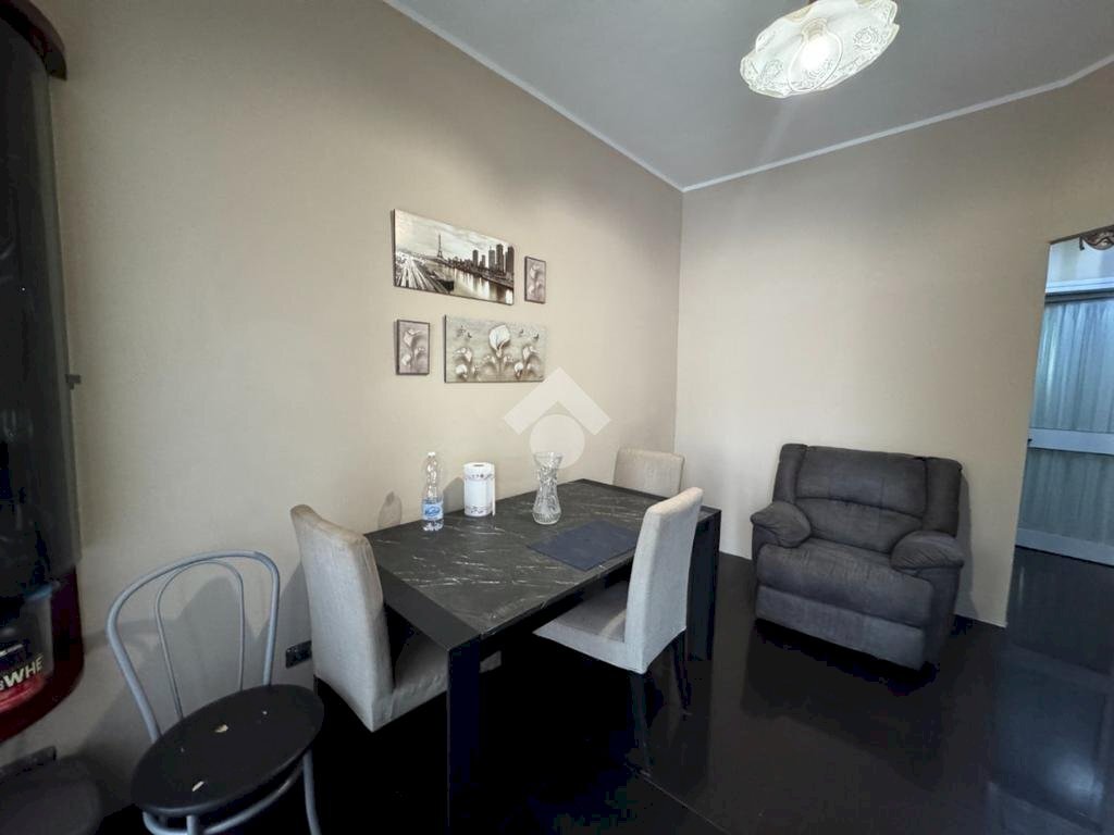 appartamento in vendita a Torino in zona Cenisia