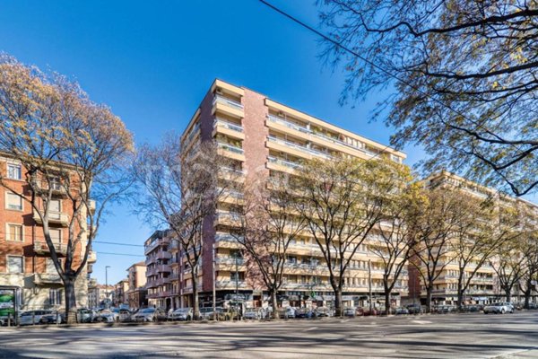 appartamento in vendita a Torino in zona Cenisia