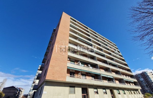 appartamento in vendita a Torino in zona Santa Rita