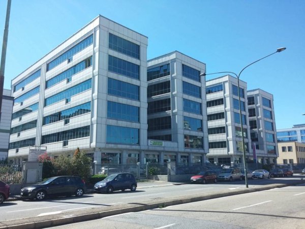 locale di sgombero in vendita a Torino